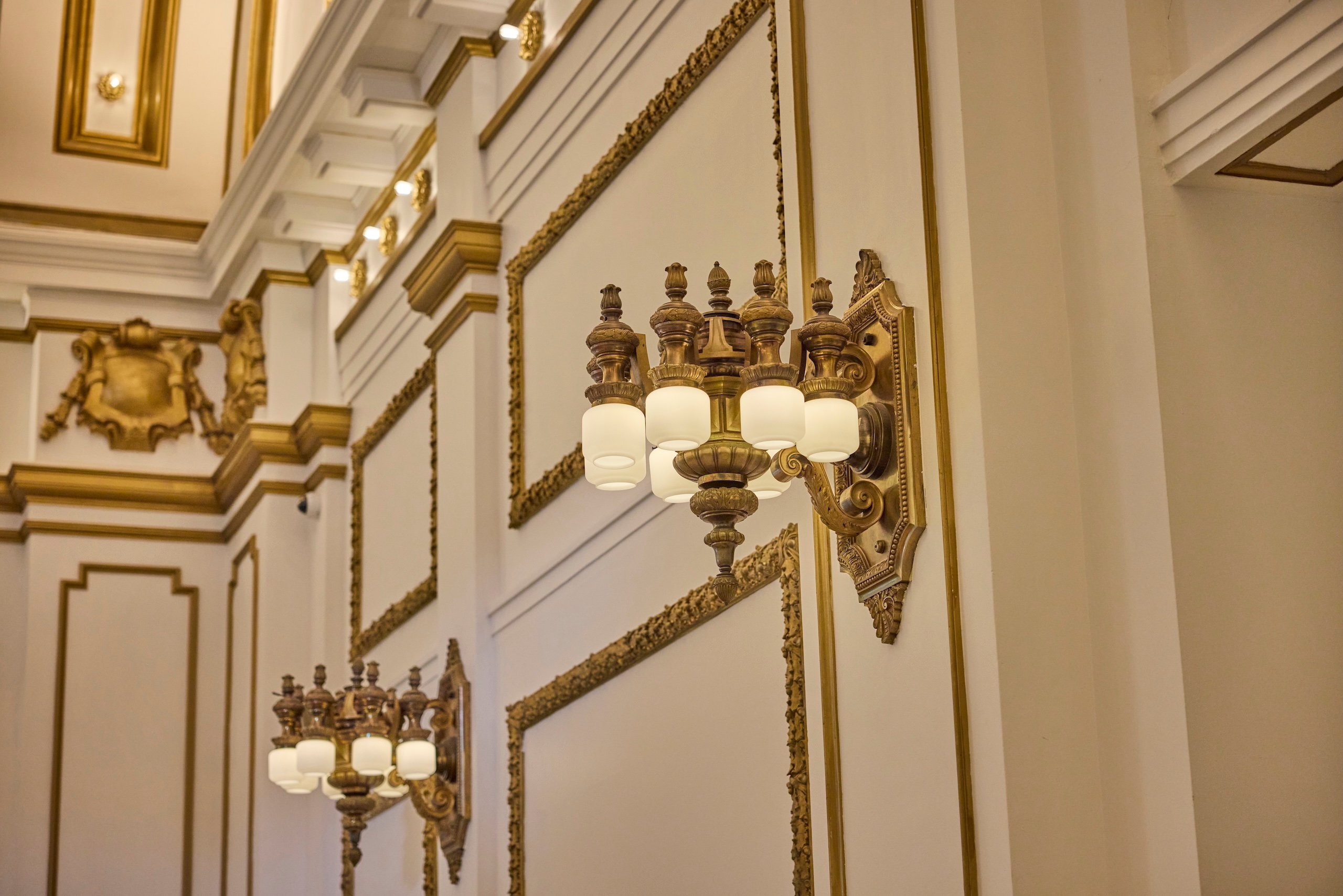 Ornate lamps and walls at Asher Adams Hotel, Salt Lake City